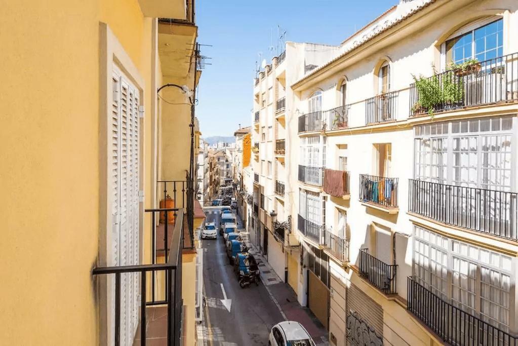 Shiny Lud Family Apartment Málaga Exterior foto